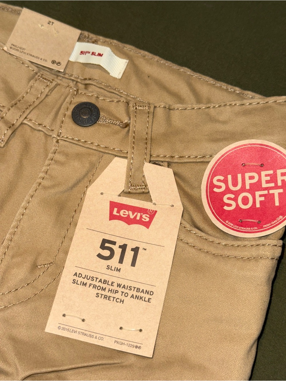 Boy’s Levi’s 511 Khaki Slim Fit Pants - Size 2T - Adjustable Waistband - NWT - Picture 3 of 6